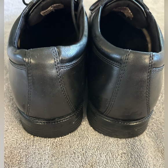 Rockport Men's Black Leather Dress Shoes - Picture 4 of 5